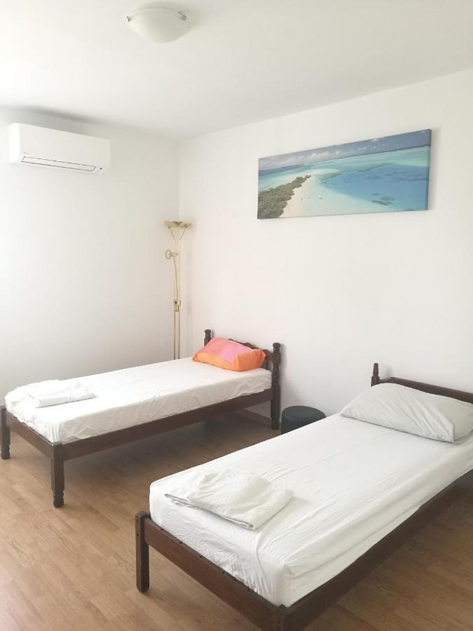 And Cozy Two Single Bed Homestay Split