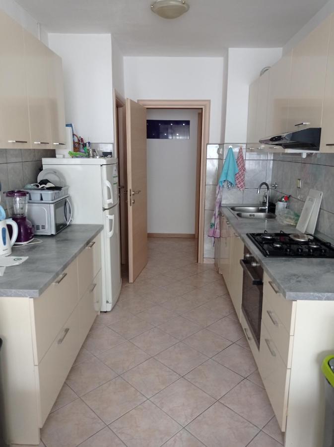 And Cozy Two Single Bed Homestay Split